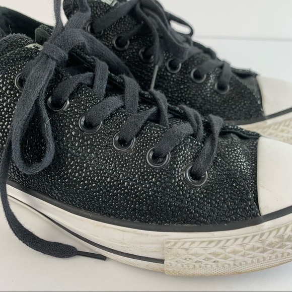 Converse Textured Black Lace Sneaker Shoes 7 - Picture 8 of 12